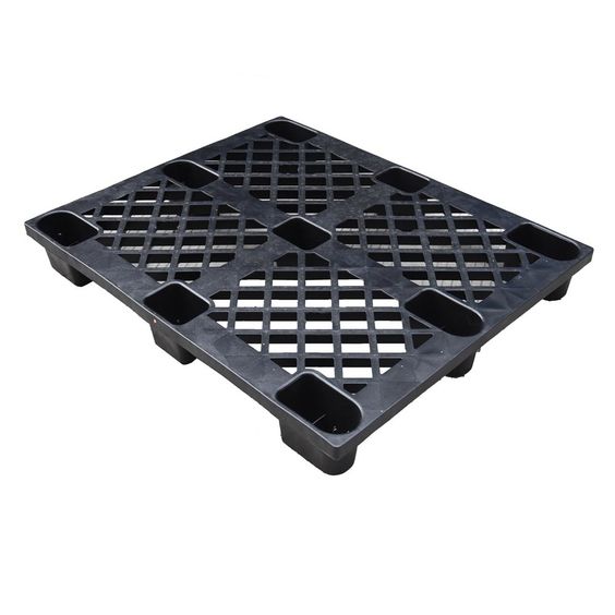 Plastic Pallets 7 Light Weight Plastic Pallets